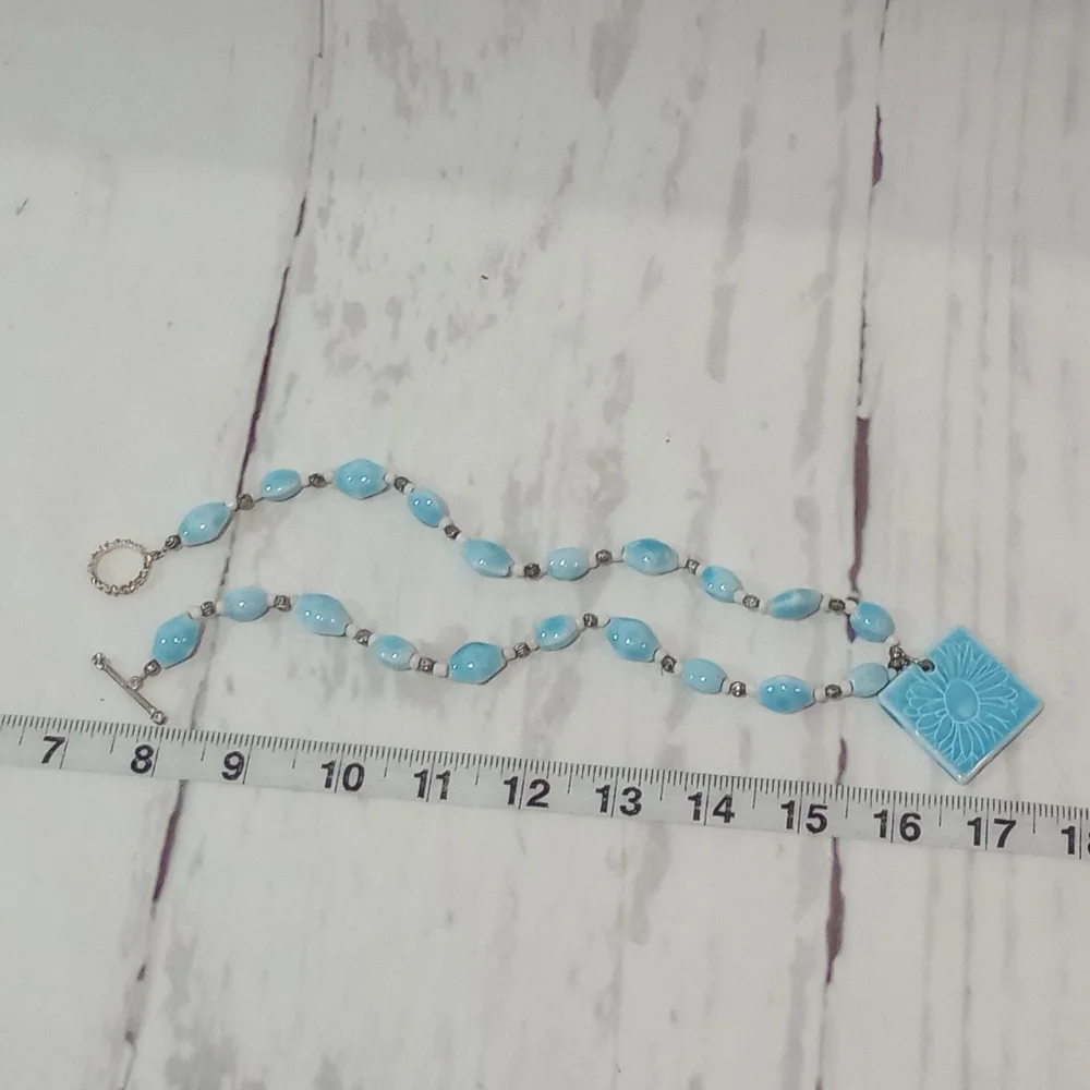 Blue Flower Ceramic Bead Necklace - Picture 11 of 14